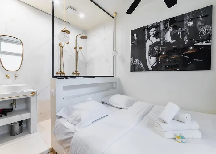 Lumineux Et Moderne Proche Du Metro - 2p - Flat-guest Apartman Párizs